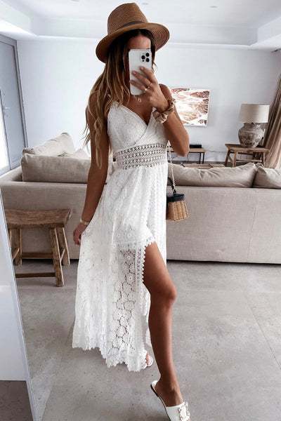 Fantine | Robe en dentelle avec ouverture sur le devant